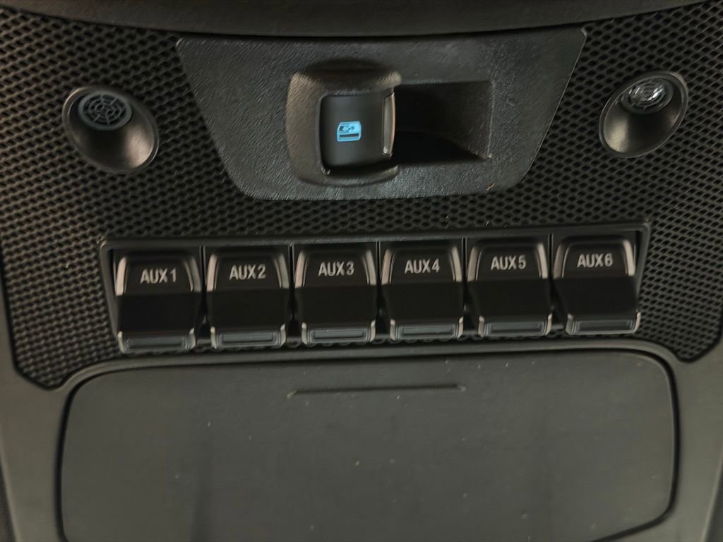 Used 2018 Ford F150 Raptor w/ Equipment Group 802A Luxury AWD/4WD image 42