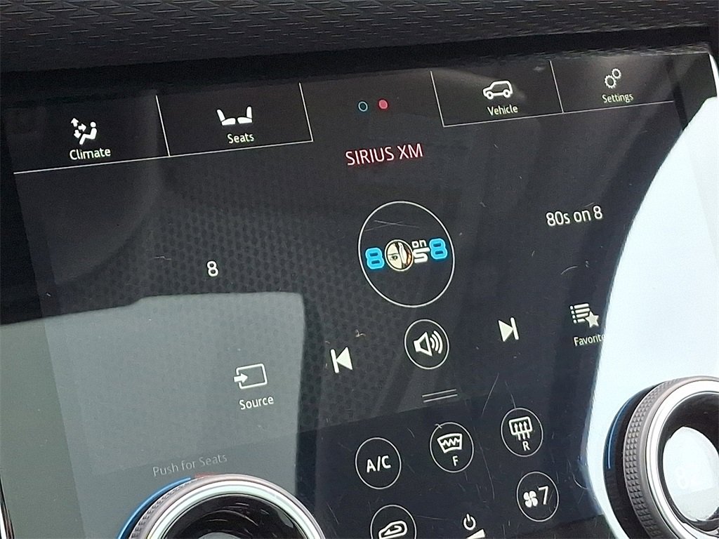 Used 2018 Land Rover Range Rover Velar S image 19