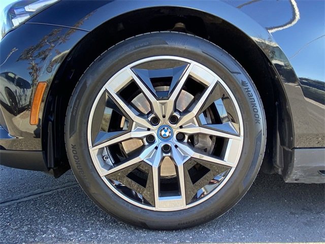 Certified 2025 BMW i5 eDrive40i w/ Premium Package image 11