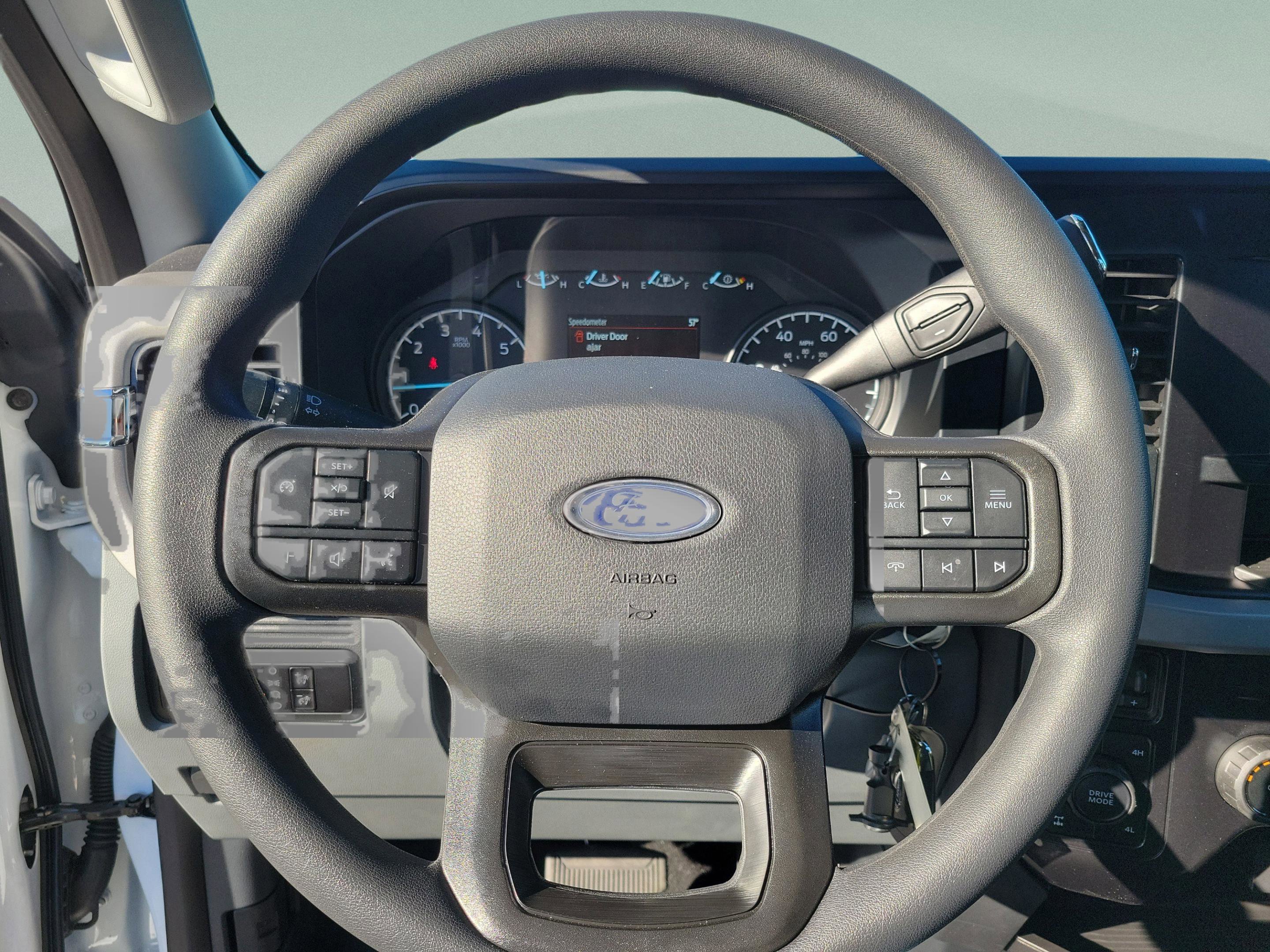 New 2025 Ford F350 XLT w/ FX4 Off-Road Package image 23
