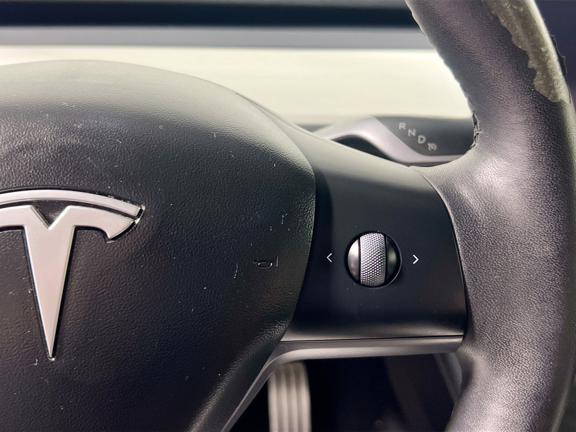 Used 2022 Tesla Model Y Performance image 19