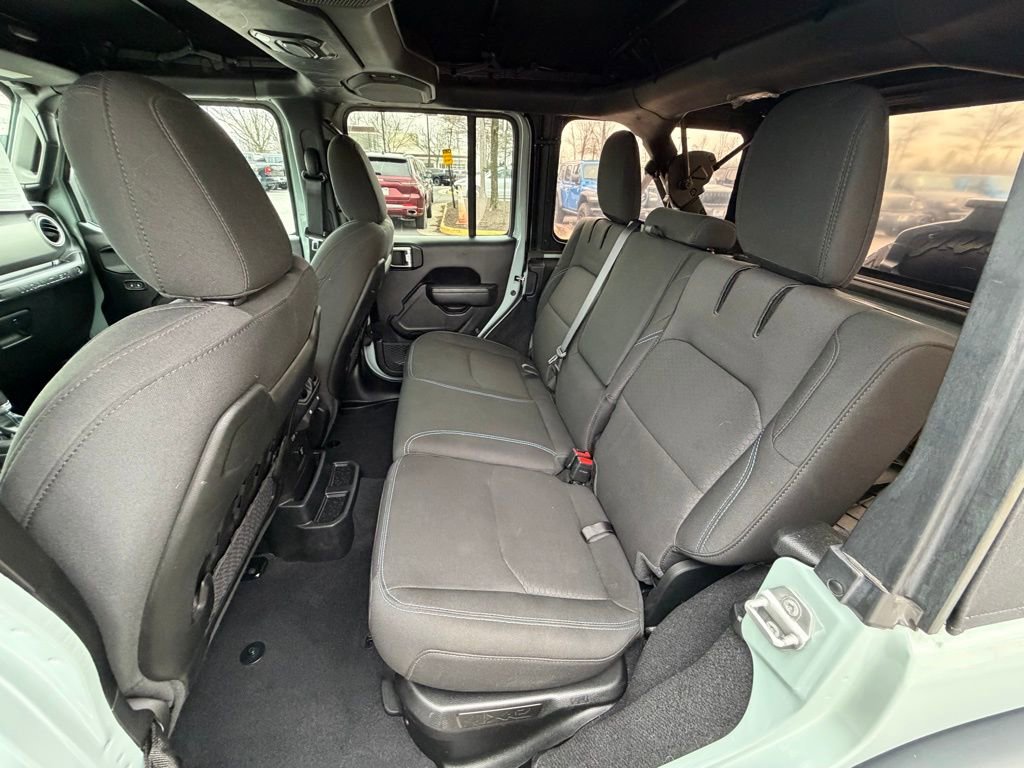 Used 2023 Jeep Wrangler Unlimited Rubicon 4xe image 19