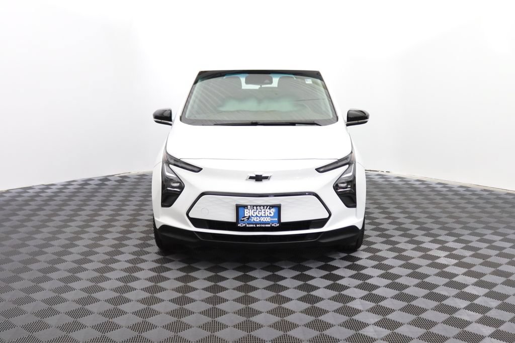 Used 2023 Chevrolet Bolt LT w/ Driver Confidence Package FWD image 2