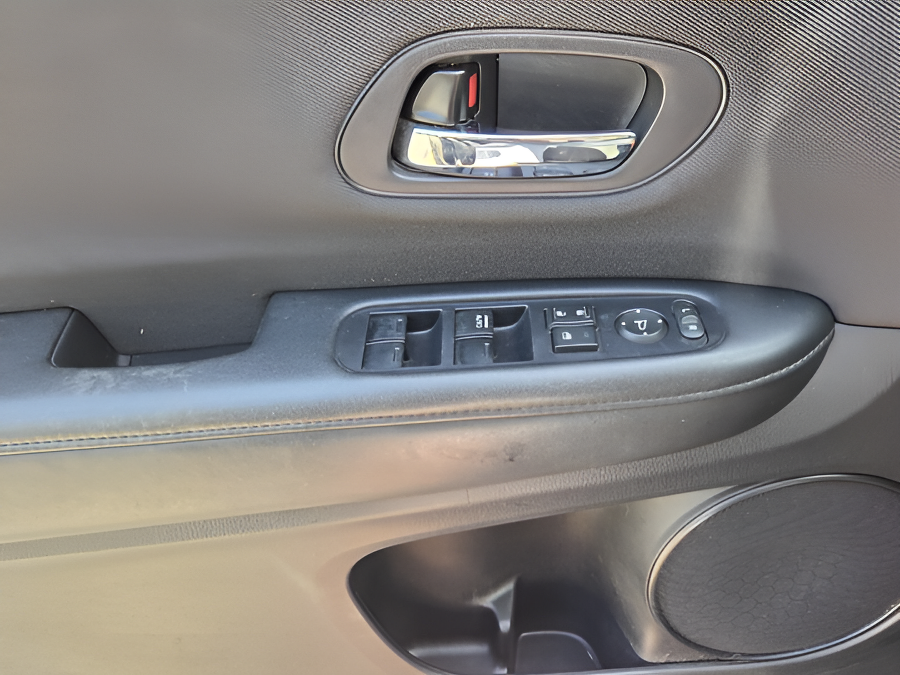 Used 2019 Honda HR-V Sport image 26