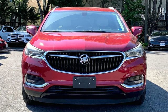 Used 2018 Buick Enclave Essence FWD image 2