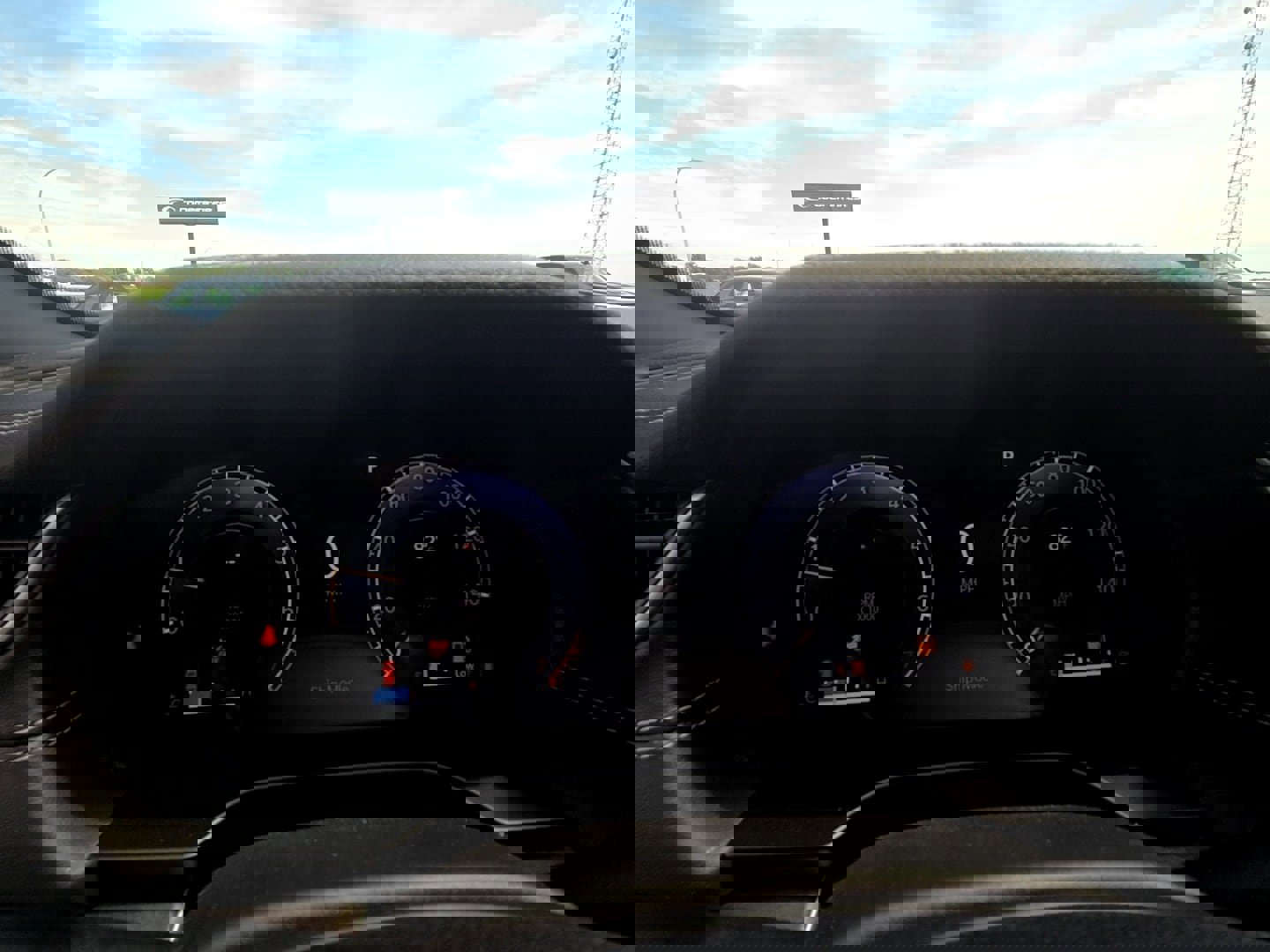 New 2025 Jeep Grand Cherokee Limited w/ Trailer Tow Package image 14