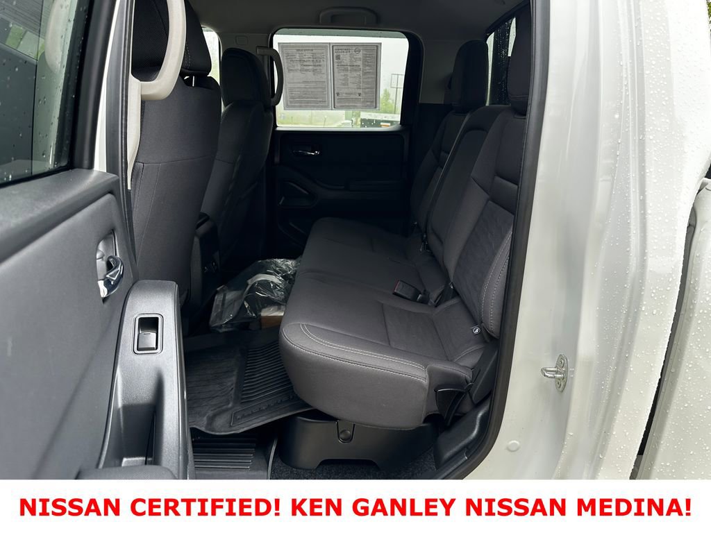 Certified 2024 Nissan Frontier SV w/ Hardbody Edition AWD/4WD image 39
