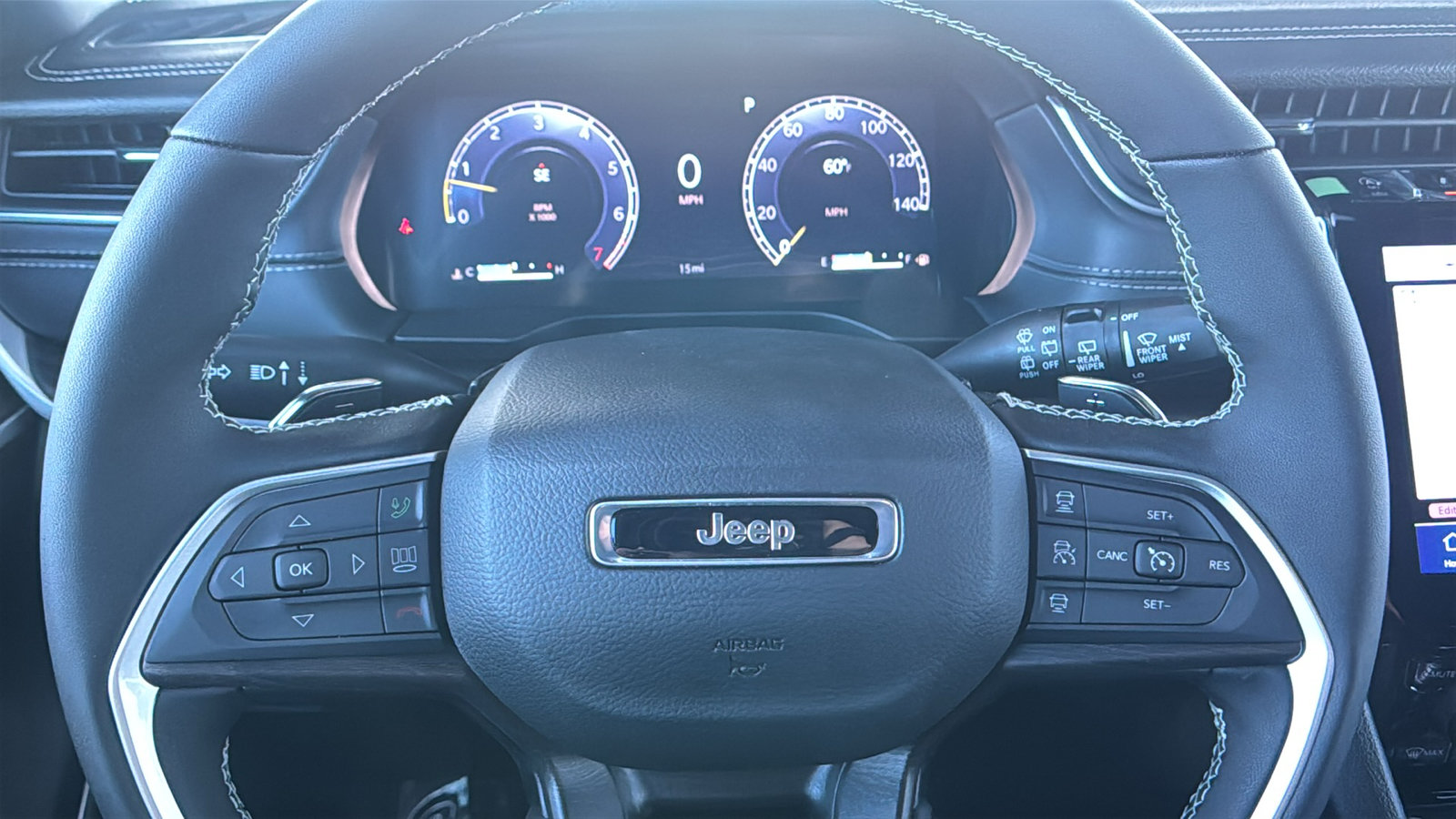 New 2025 Jeep Grand Cherokee L Limited w/ Luxury Tech Group II AWD/4WD image 36