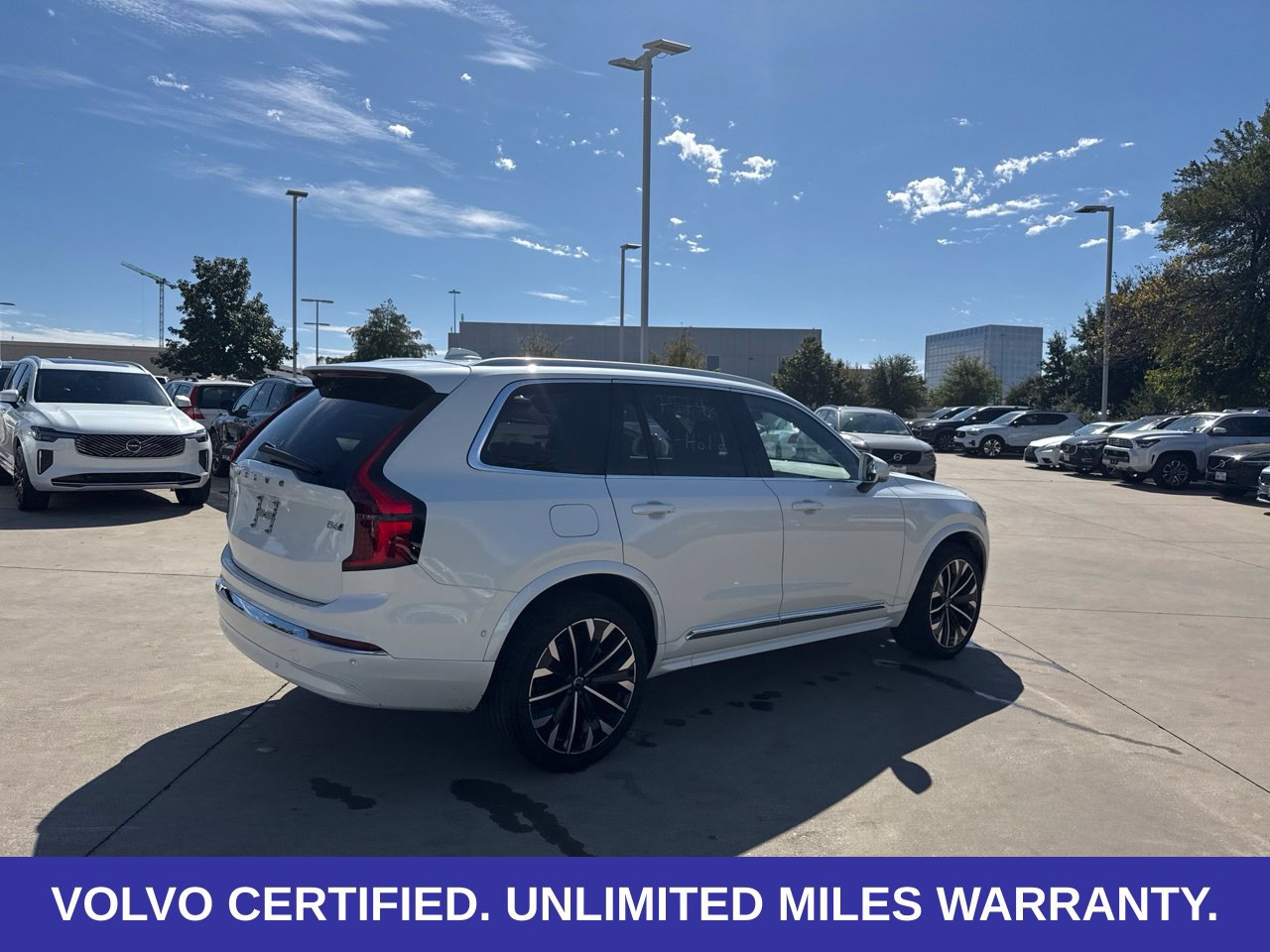 Certified 2026 Volvo XC90 B6 Plus AWD/4WD image 12