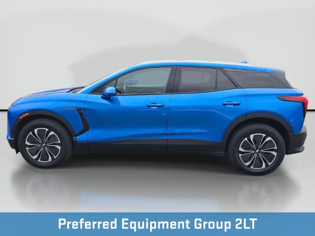 Used 2024 Chevrolet Blazer EV LT AWD/4WD image 2