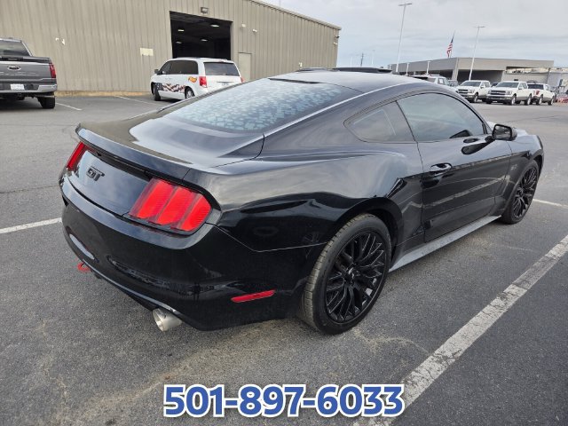 Used 2017 Ford Mustang GT w/ GT Performance Package RWD image 4