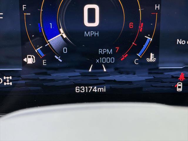 Used 2025 Chevrolet Suburban LT AWD/4WD image 29