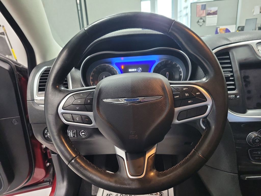 Used 2019 Chrysler 300 Touring w/ Driver Convenience Group RWD image 26