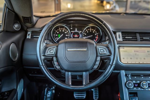 Used 2018 Land Rover Range Rover Evoque HSE Dynamic image 36