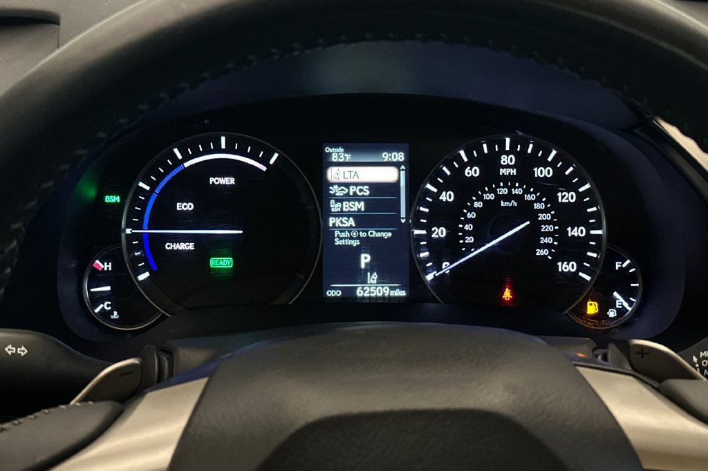 Certified 2022 Lexus RX 450h AWD w/ Premium Package image 24