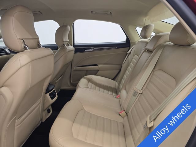 Used 2013 Ford Fusion SE FWD image 17