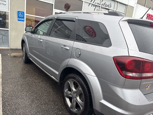 Used 2017 Dodge Journey Crossroad image 4