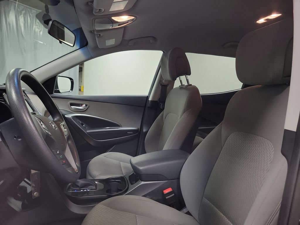 Used 2018 Hyundai Santa Fe Sport FWD image 16
