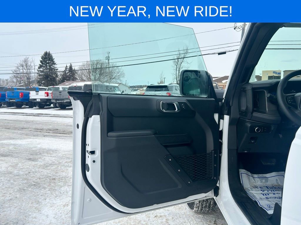 Used 2025 Ford Bronco 4-Door image 11