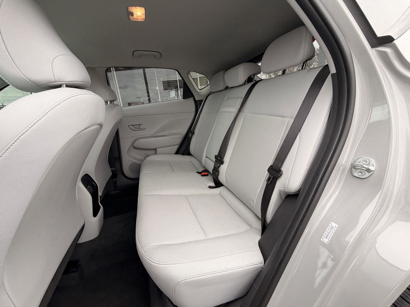 Used 2025 Hyundai Kona SEL image 27