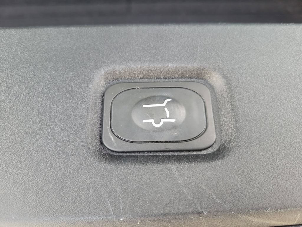 Used 2025 Ford Expedition Active RWD image 10