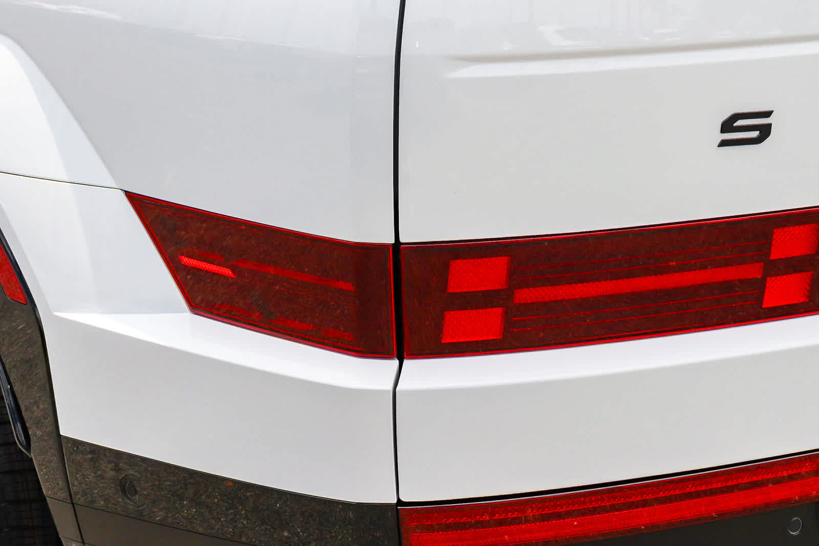 New 2026 Hyundai Santa Fe Calligraphy FWD image 11