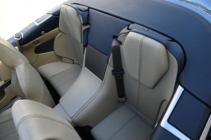 Used 2007 Aston Martin DB9 Volante RWD image 33