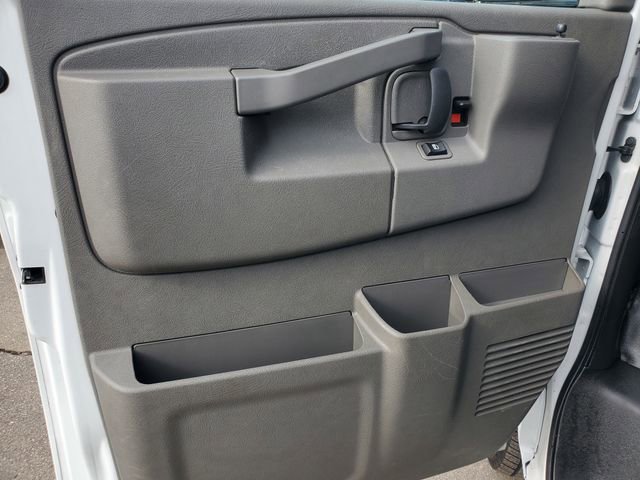 Used 2022 Chevrolet Express 2500 Work Van w/ Driver Convenience Package image 6