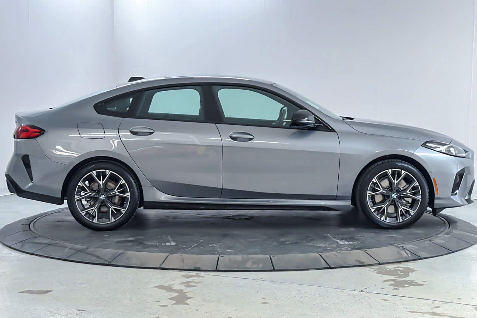 Used 2026 BMW 228i w/ Technology Package FWD image 8