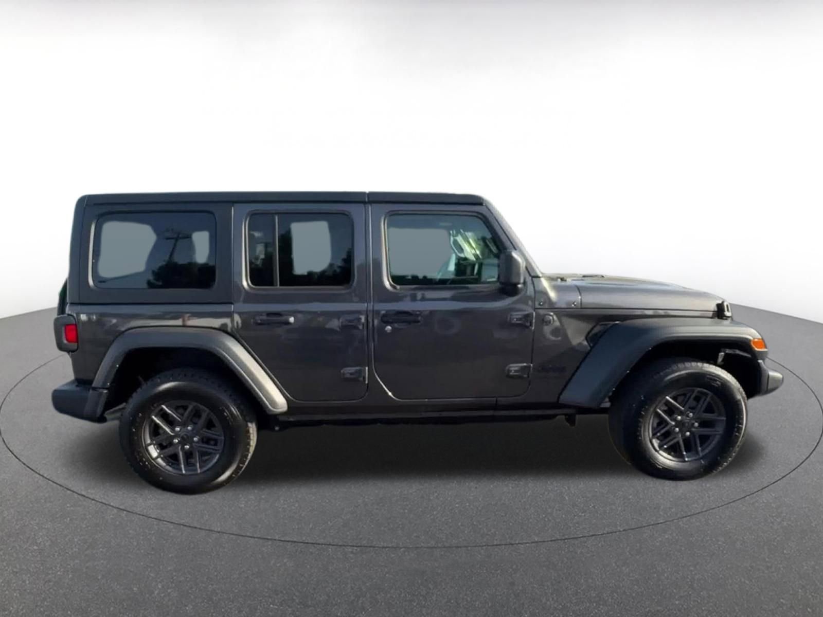 Used 2025 Jeep Wrangler Sport S AWD/4WD image 16