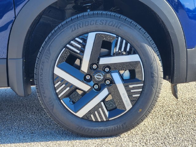 New 2027 Nissan Kicks SV FWD image 10