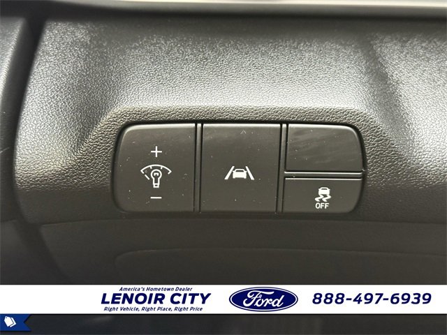 Used 2023 Hyundai Elantra SEL w/ Convenience Package image 20