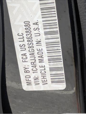 Used 2025 Jeep Grand Cherokee L Laredo RWD image 22