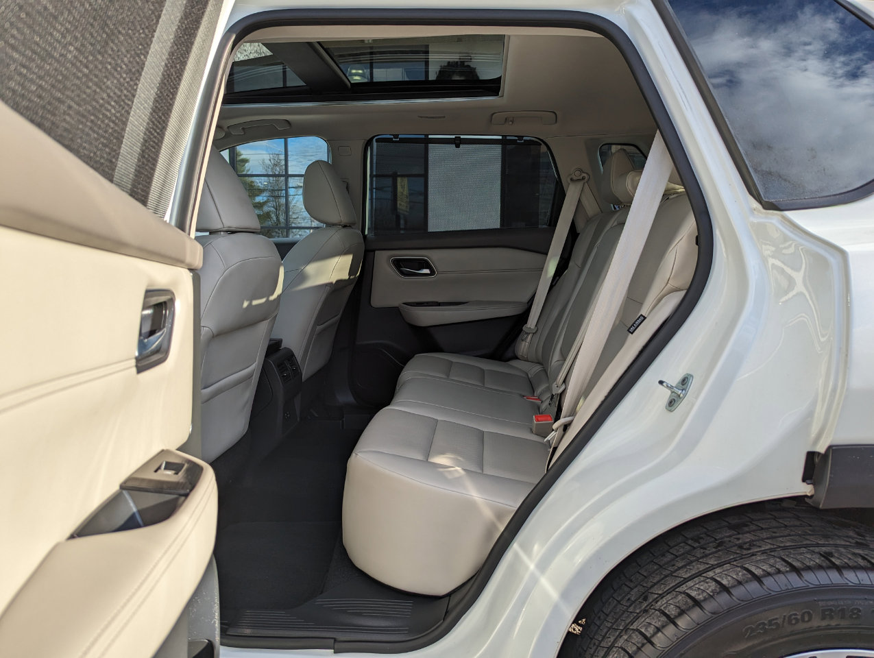 Used 2021 Nissan Rogue SV w/ Premium Package AWD/4WD image 36