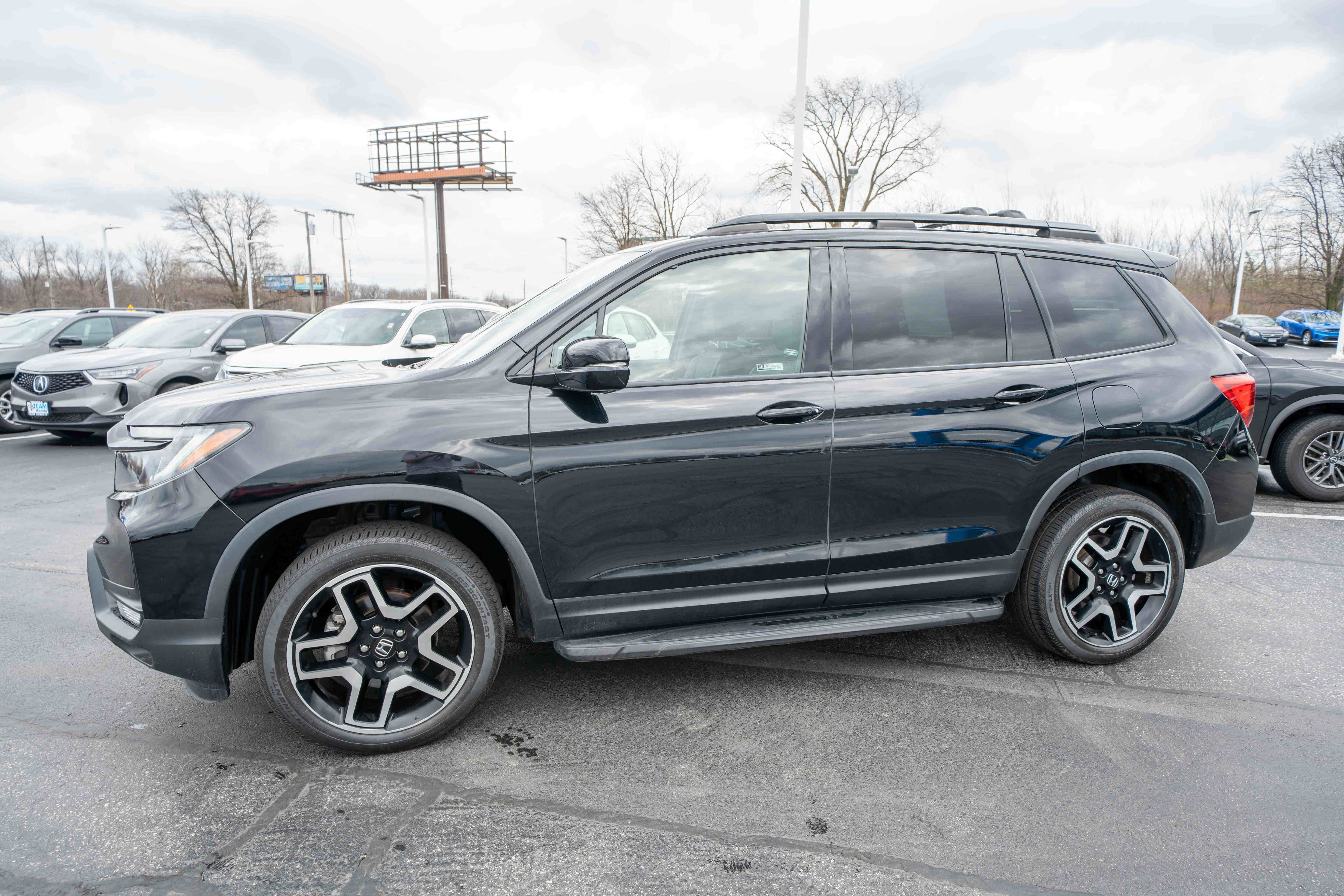 Used 2022 Honda Passport Elite image 3