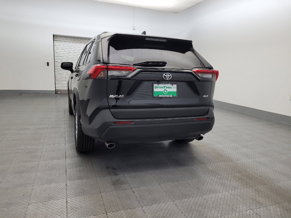 Used 2021 Toyota RAV4 XLE w/ Convenience Package image 6