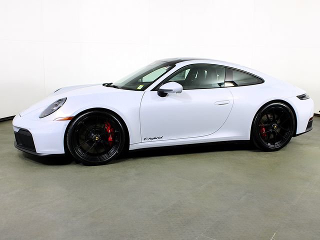 New 2026 Porsche 911 Carrera GTS image 2
