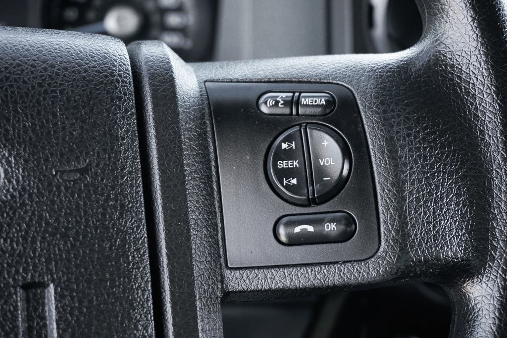 Used 2016 Ford F650 2WD Regular Cab Super Duty image 37