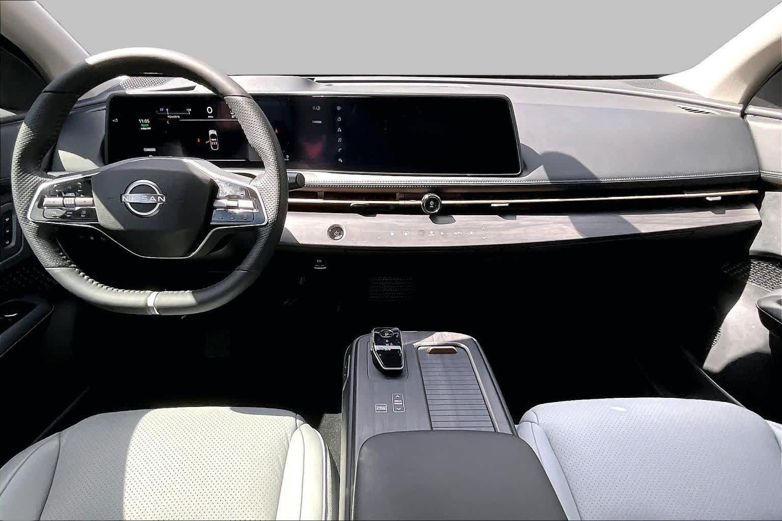 Used 2025 Nissan Ariya FWD image 15