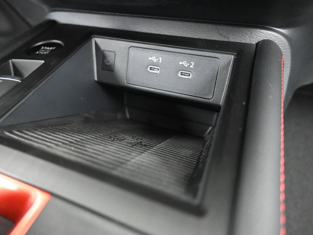 New 2026 Nissan Kicks SR image 11