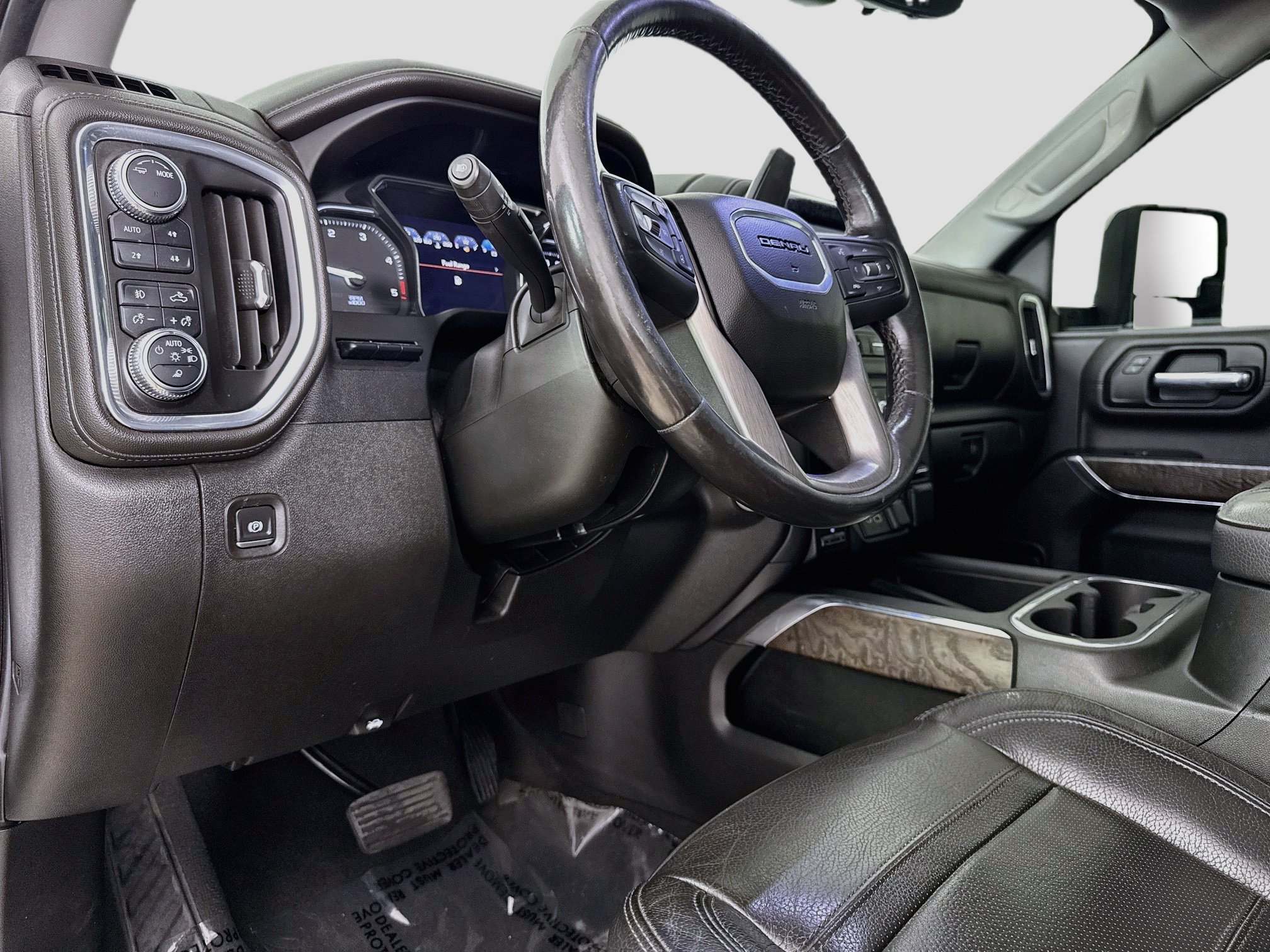 Used 2023 GMC Sierra 3500 Denali w/ Denali Ultimate Package AWD/4WD image 11