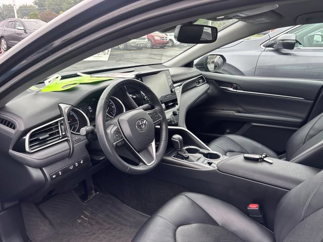 Used 2023 Toyota Camry XLE w/ Cold Weather Package FWD image 11