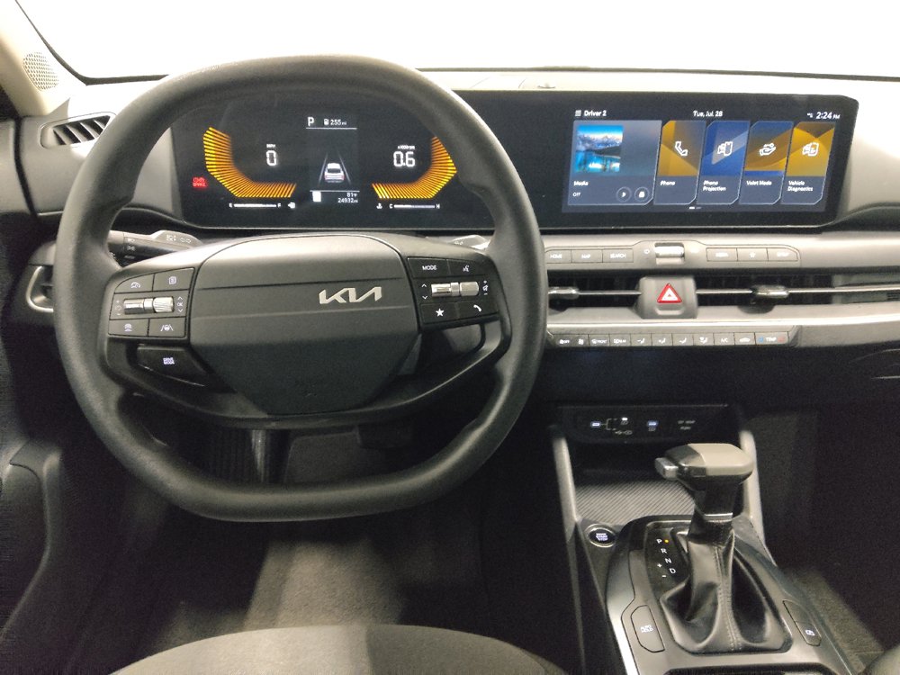 Used 2025 Kia K4 FWD image 22