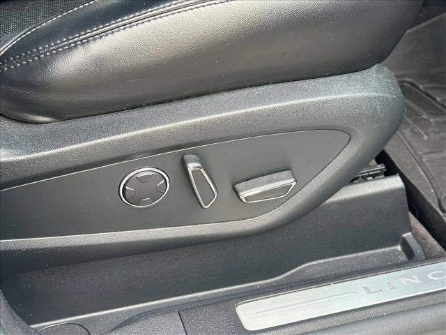 Used 2018 Lincoln MKC Reserve image 27