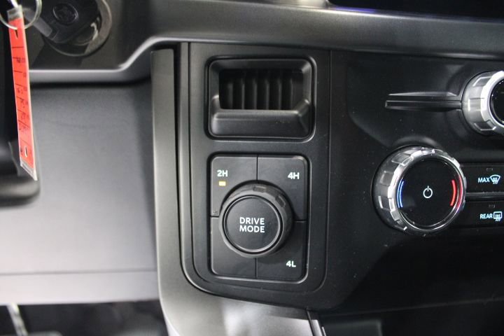 Used 2024 Ford F150 XLT w/ XLT Black Appearance Package image 43