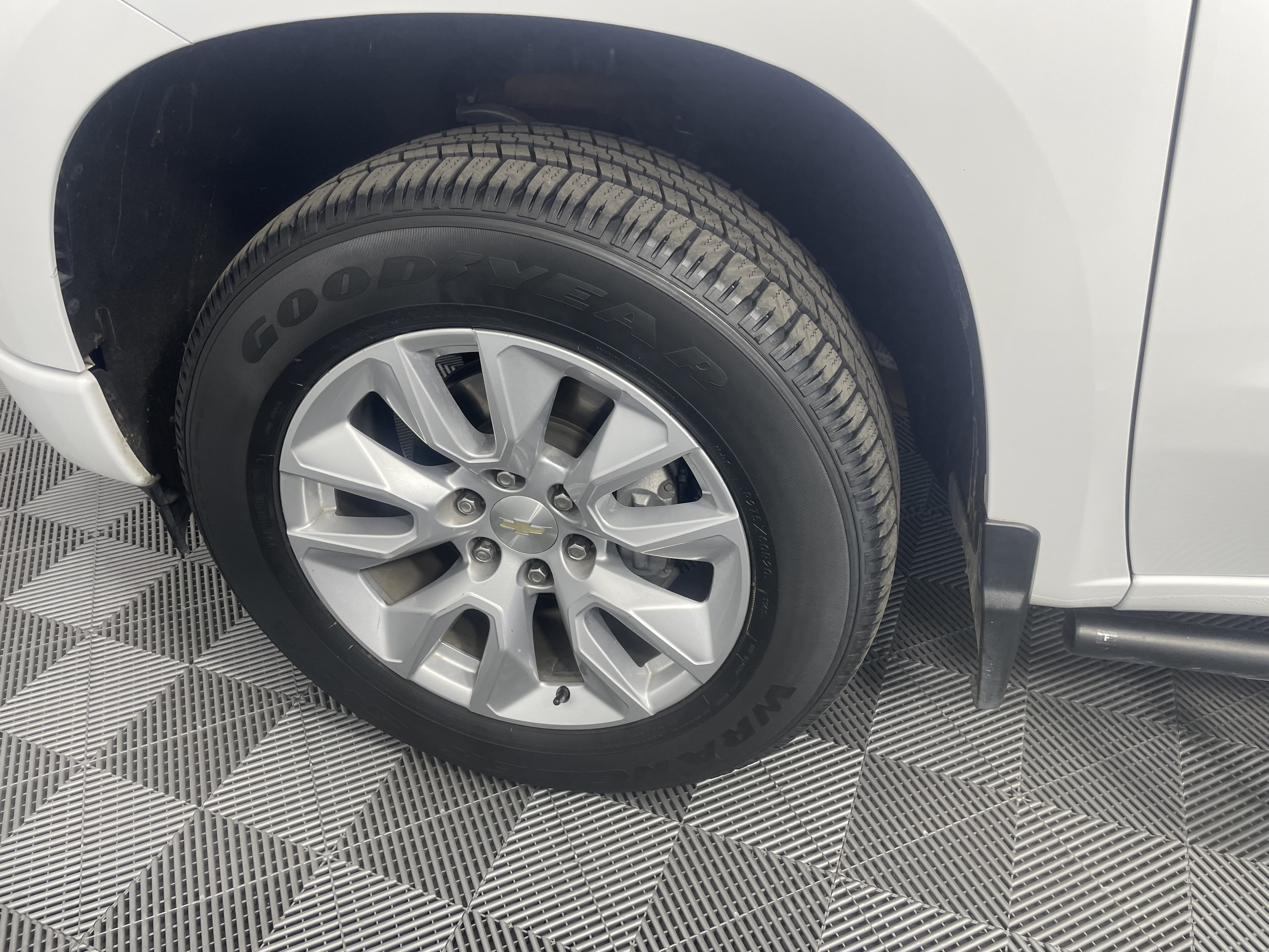 Used 2022 Chevrolet Silverado 1500 Custom RWD image 8