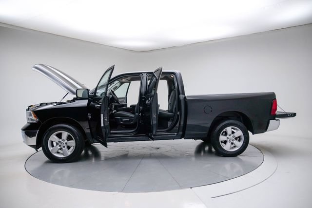Used 2024 RAM 1500 Classic SLT AWD/4WD image 18