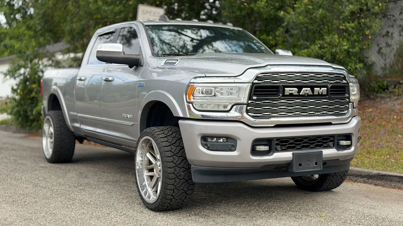 Used 2019 RAM 2500 Limited AWD/4WD image 21