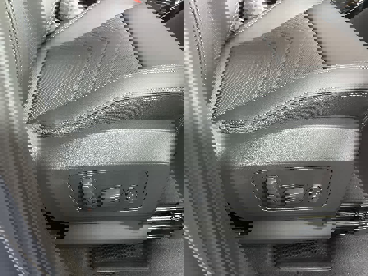 Certified 2023 BMW X1 xDrive28i w/ Convenience Package image 16