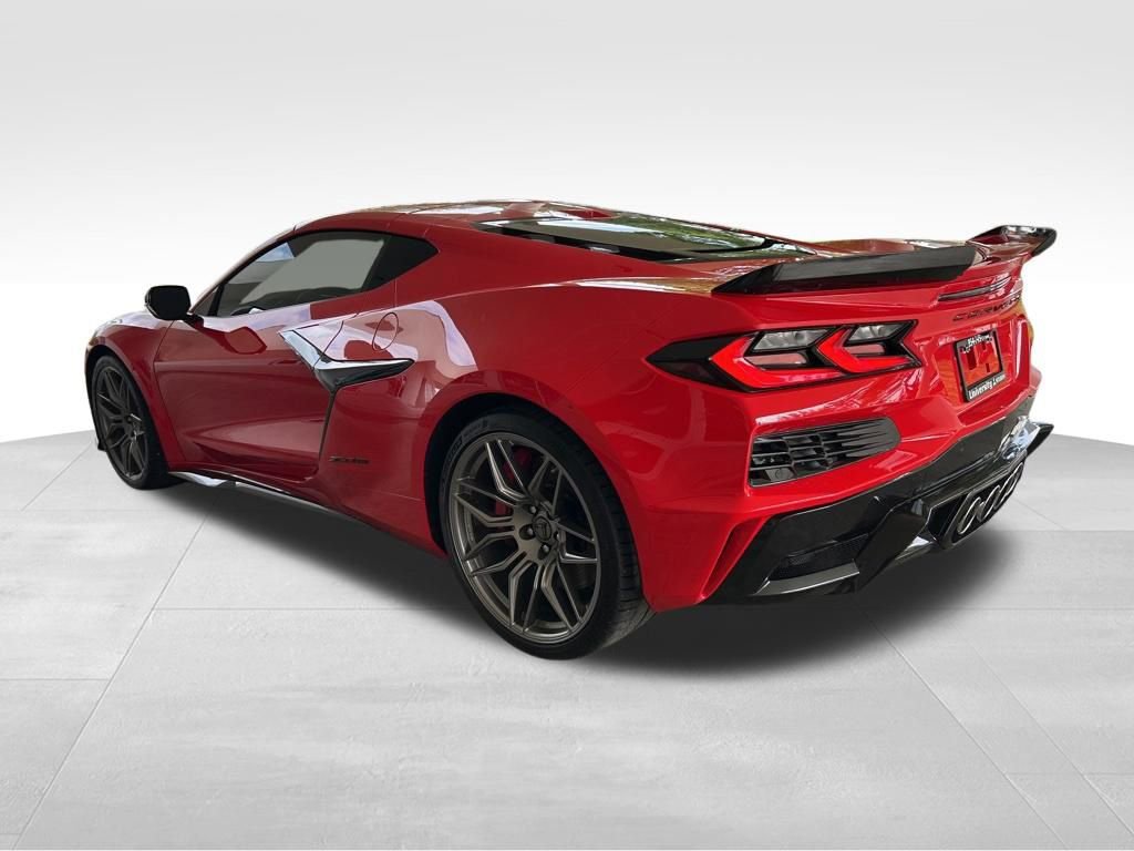 Used 2025 Chevrolet Corvette Z06 w/ Battery Protection Package RWD image 4